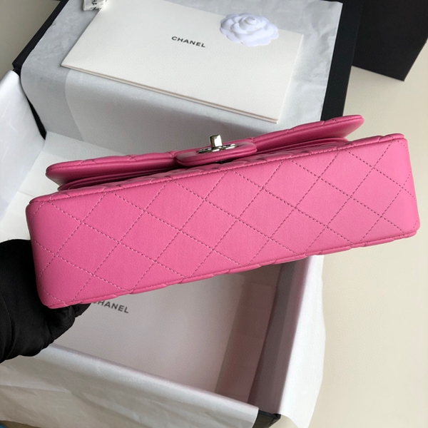 シャネルバッグレプリカ内部構造